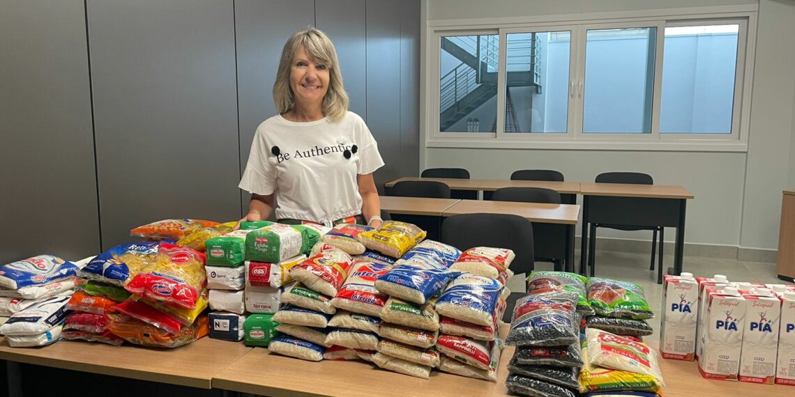 CDL Sapiranga encaminha donativos para o Banco de Alimentos