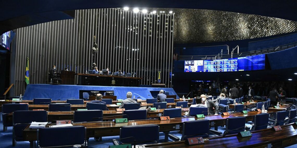 Senado aprova vários projetos voltados para mulheres