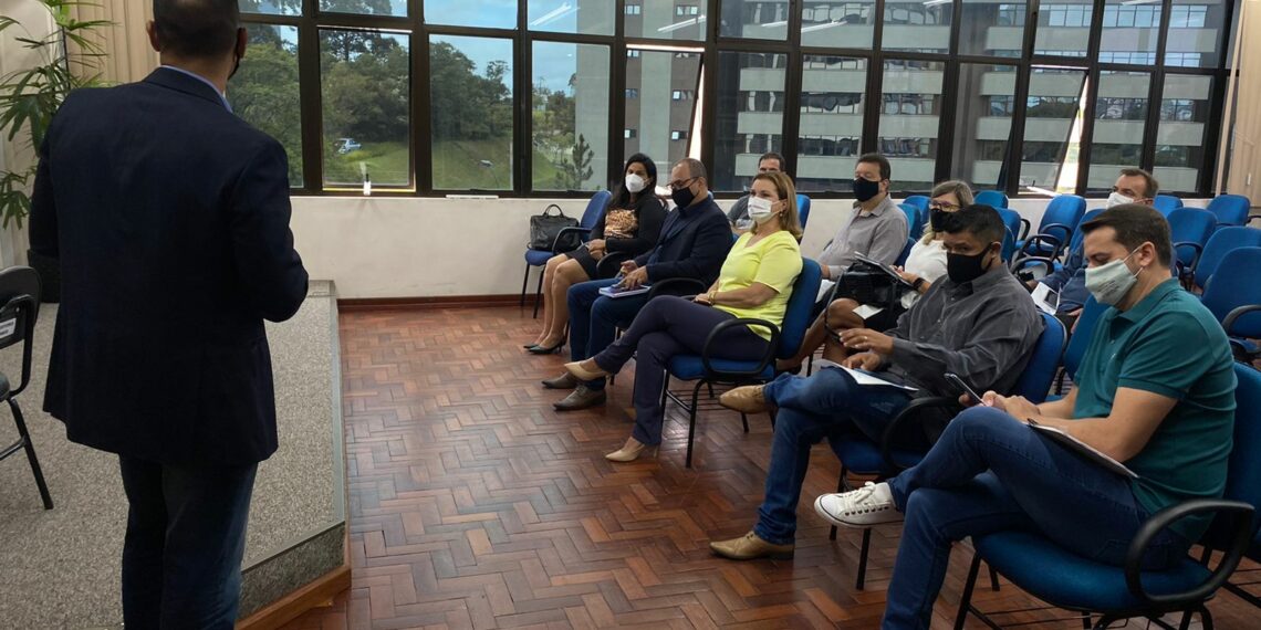 Prefeitos ratificam: discussão sobre uso facultativo de máscara passa por decisão do Estado