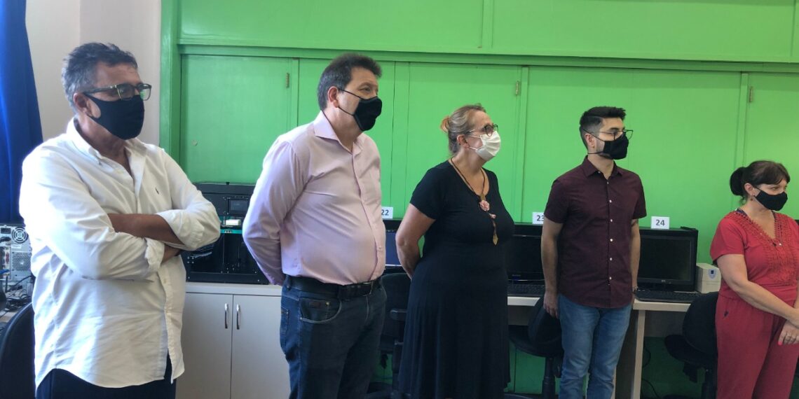 Escolas de Campo Bom são contempladas com impressoras 3D
