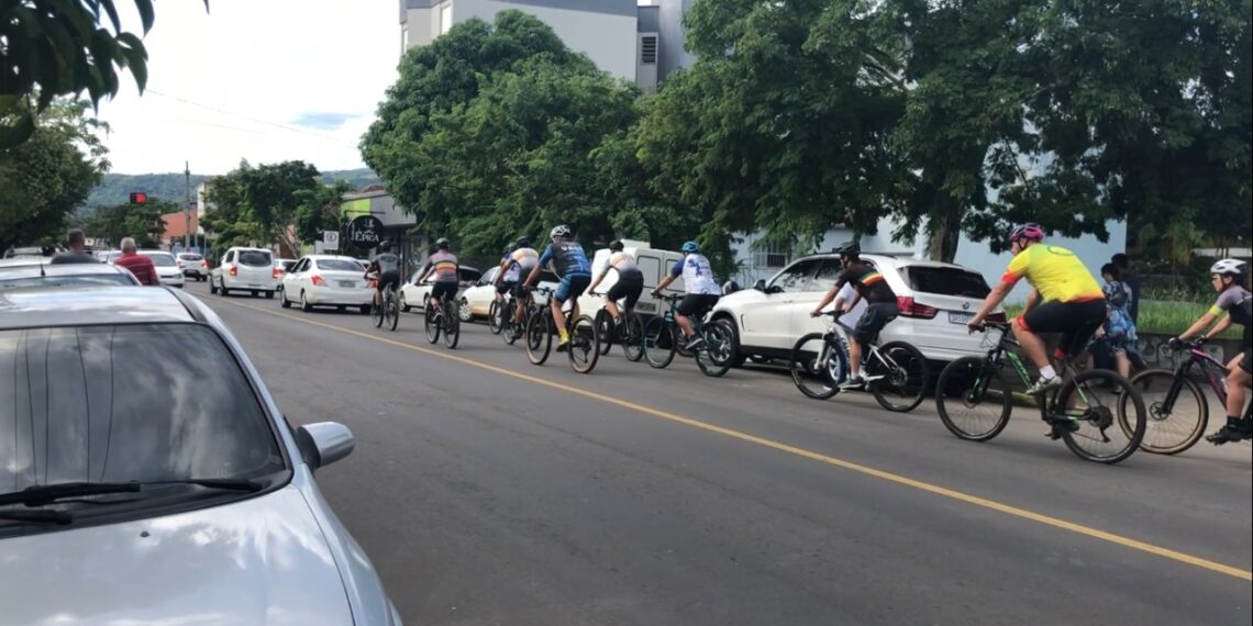 Velório de sapiranguense é acompanhado por ciclistas da cidade