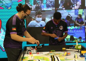Equipe de Campo Bom é destaque em torneio de robótica