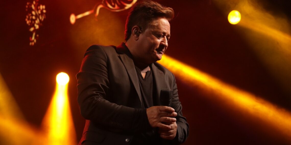 VEJA FOTOS: Leonardo emociona e encerra programação do Festejando Parobé com chave de ouro