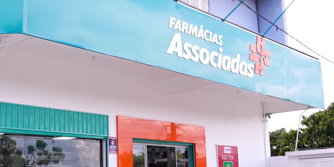 Farmácias Bom Lar completa 25 anos na região do Vale do Sinos e do Paranhana