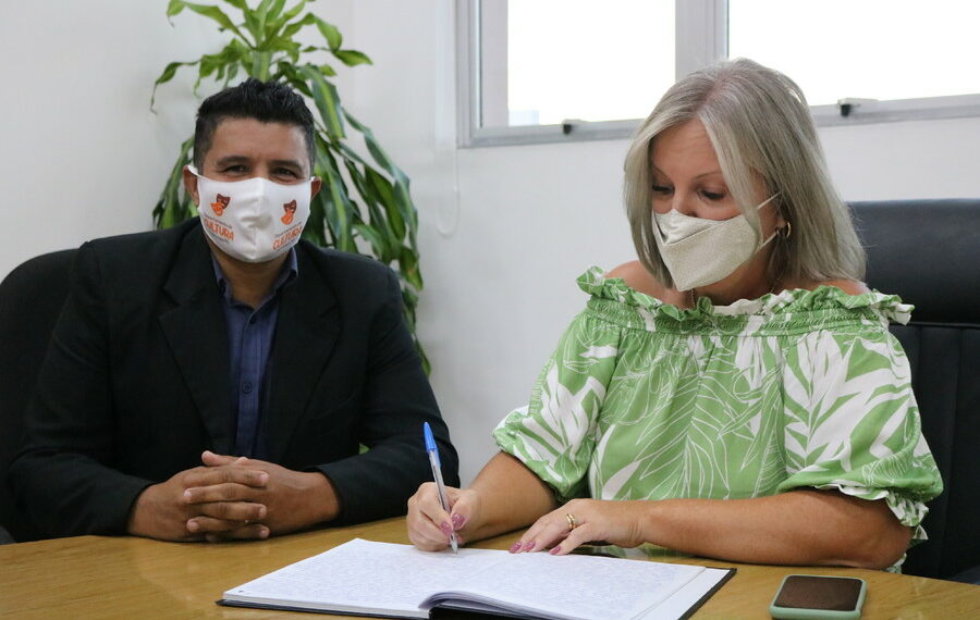 Prefeita de Sapiranga retorna às funções nesta sexta-feira após breve período de férias