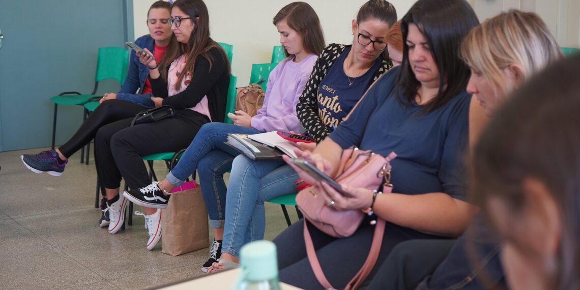 Educadores de Campo Bom se qualificam no projeto Compartilhando Saberes e Fazeres