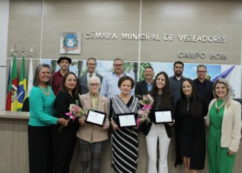 Noite de reconhecimento e emoção na entrega do Troféu Mulher Cidadã em Campo Bom