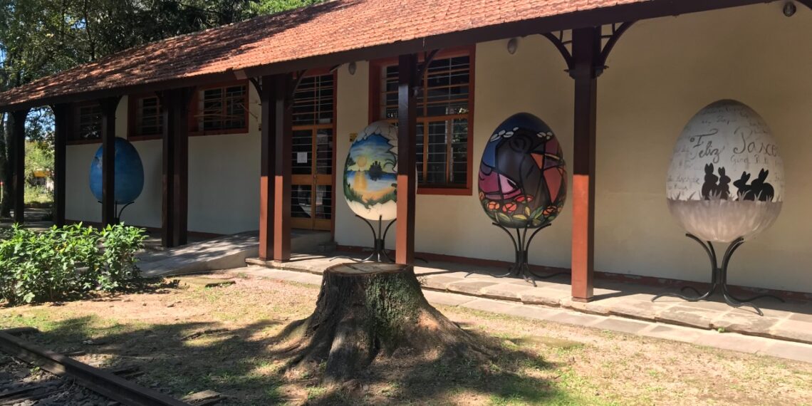 Sapiranga celebra o momento da Páscoa com decorações na cidade