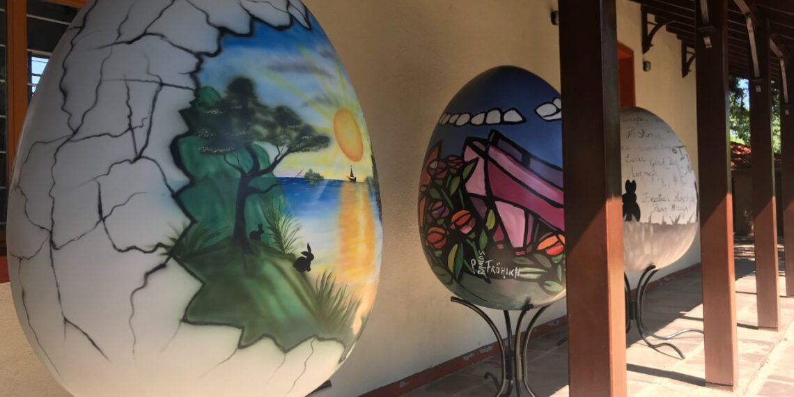 Sapiranga celebra o momento da Páscoa com decorações na cidade