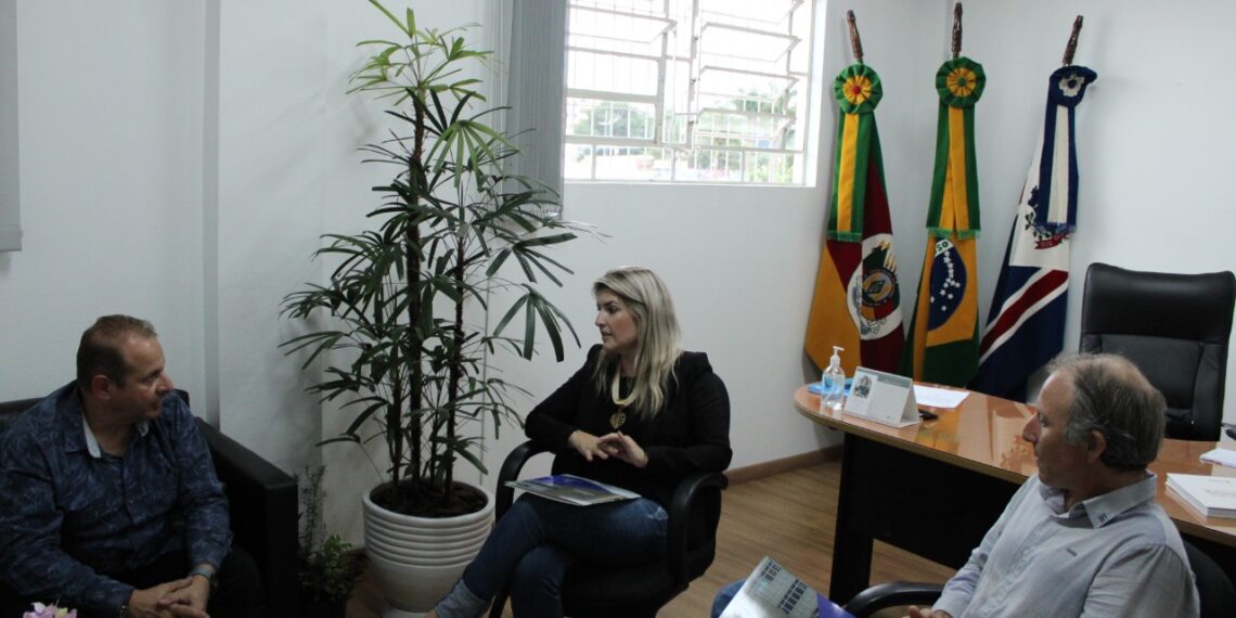 Presidente da Câmara de Campo Bom recebe presidente do Legislativo de Novo Hamburgo