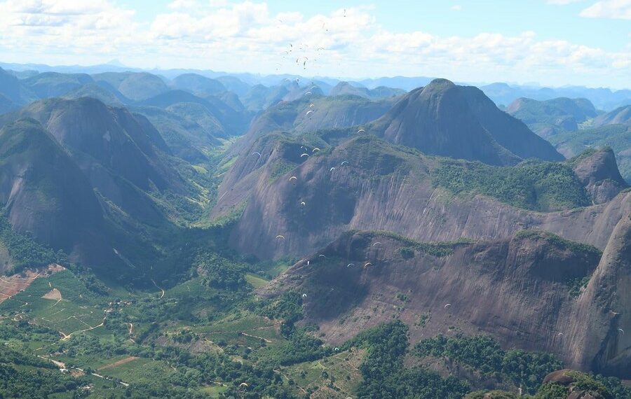 Atleta sapiranguense conquista vaga para a final do Mundial de Parapente