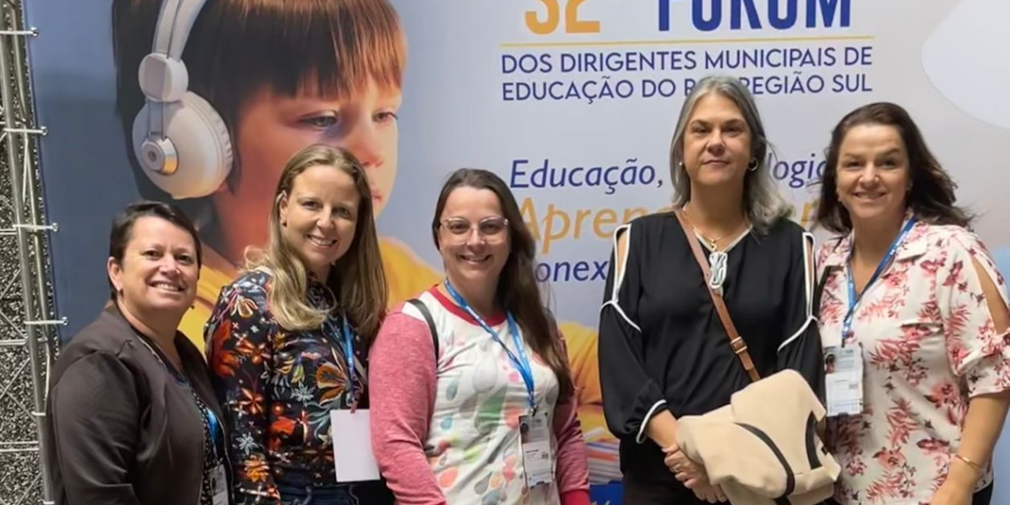 Sapiranga marca presença no 32º Fórum dos Dirigentes Municipais de Educação do RS e Região Sul