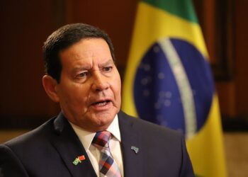 Vice-presidente general Hamilton Mourão palestra dia 22 em Sapiranga