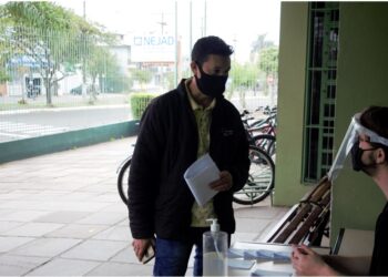Senhas de inscrição para exames supletivos de Ensino Médio serão entregues segunda-feira, 25, em Campo Bom