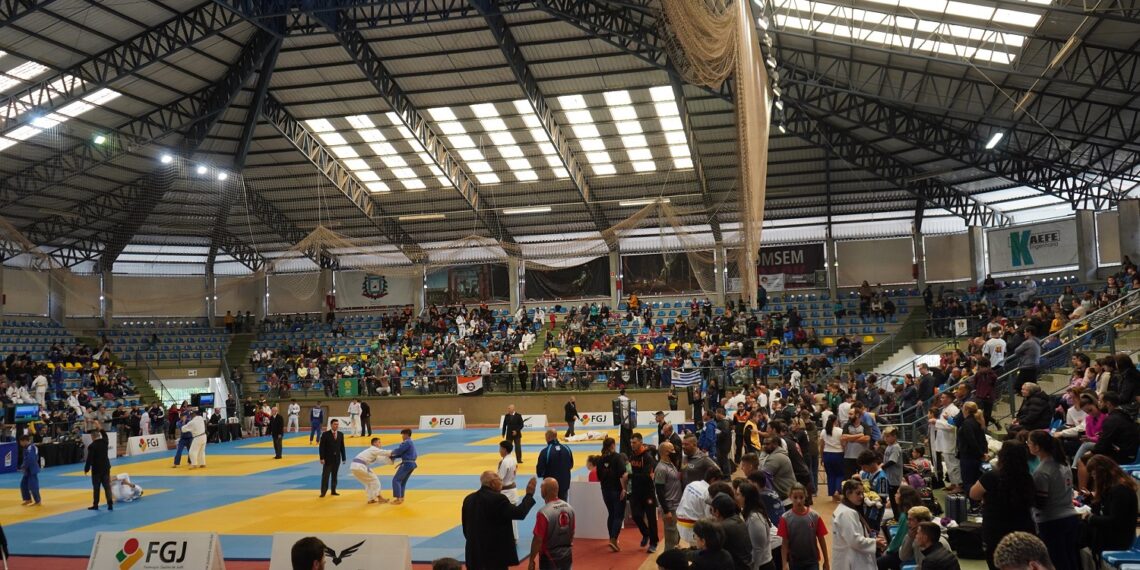 Circuito Estadual de Judô reúne mais de 750 competidores em Campo Bom