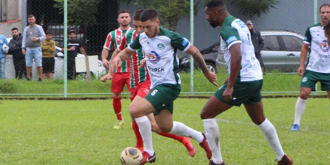 Palmeirinhas e União seguem na liderança do Campeonato Municipal de Futebol de Campo Bom