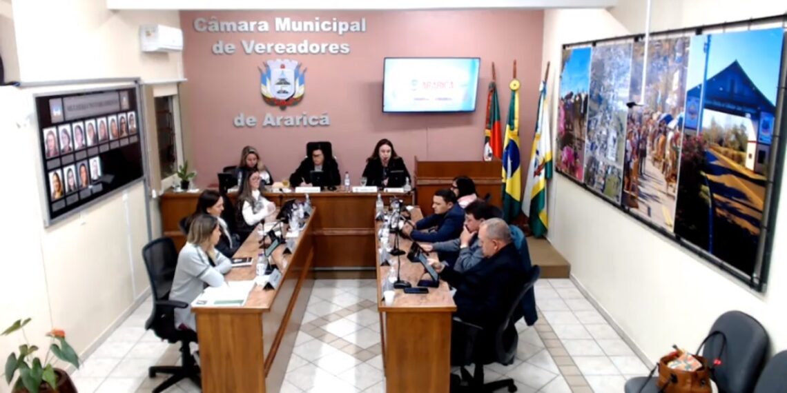 Vereadoras Mari e Jordana de olho na saúde e obras em Araricá