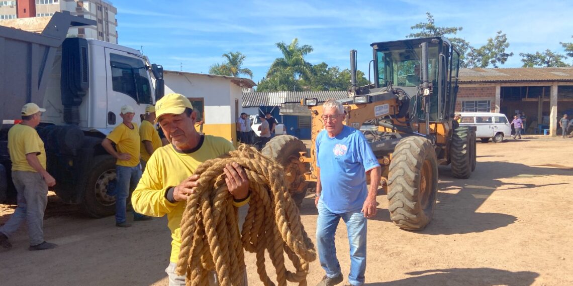 Secretaria de Obras de Sapiranga realiza atividade em prol do Dia do Desafio