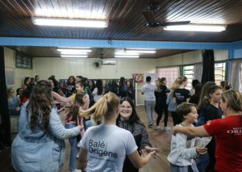 Sapiranguenses podem fazer parte dos encontros semanais do Balé Folclórico Origens