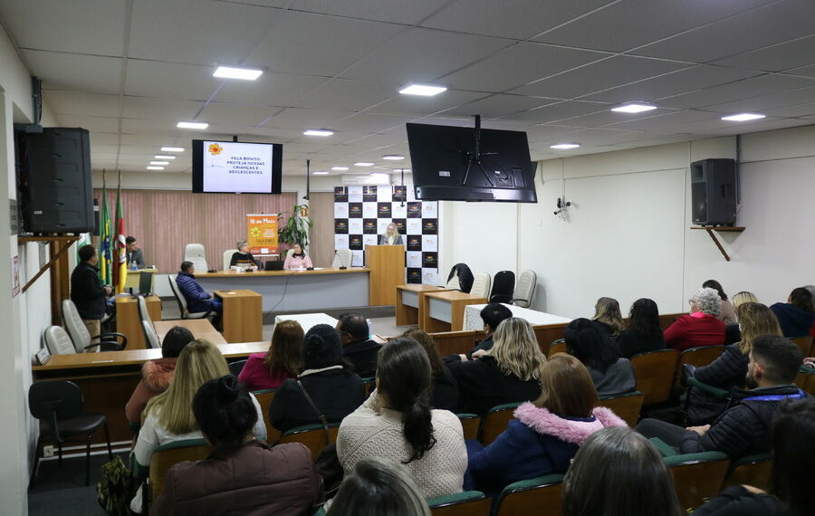 Proteção de crianças e adolescentes é tema de palestra realizada em Sapiranga