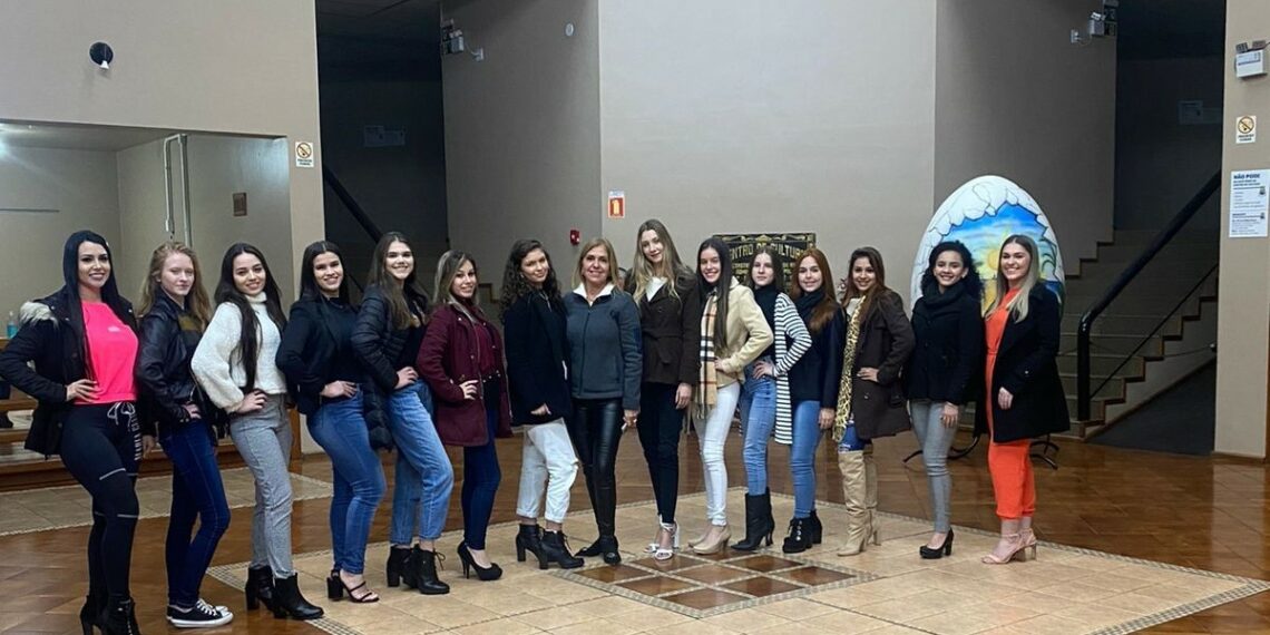 Candidatas à Corte da Festa das Rosas iniciam maratona de workshops em Sapiranga