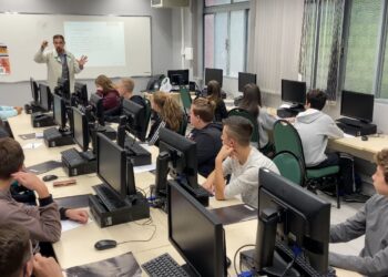 Curso gratuito do Senai para alunos do 9º ano de Sapiranga