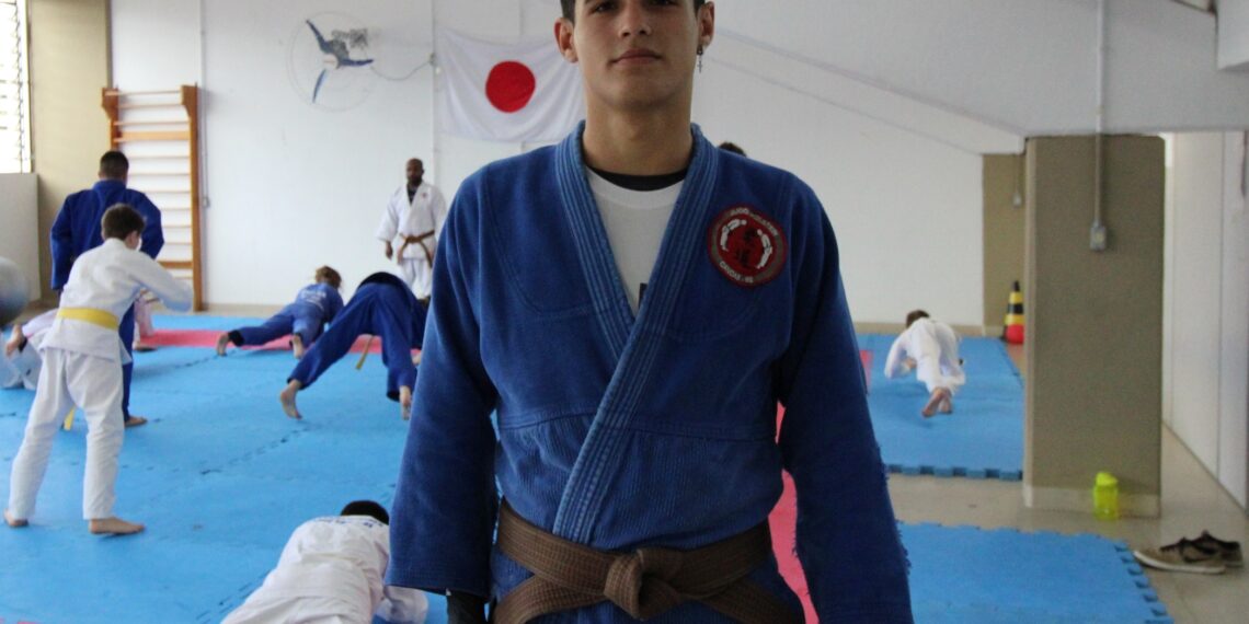 Ex-aluno do Programa Acolher de Campo Bom participa do Brasileiro de Judô Sub-18