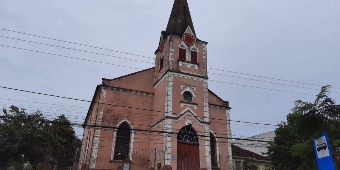 Fundação Cultural busca via lei de incentivo restaurar Igreja da Trindade