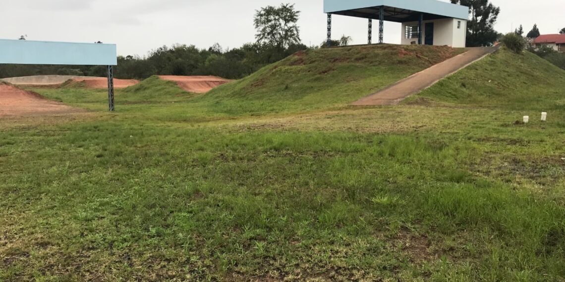 Aulas de bicicross na escola 28 de Fevereiro já têm mais de 30 alunos