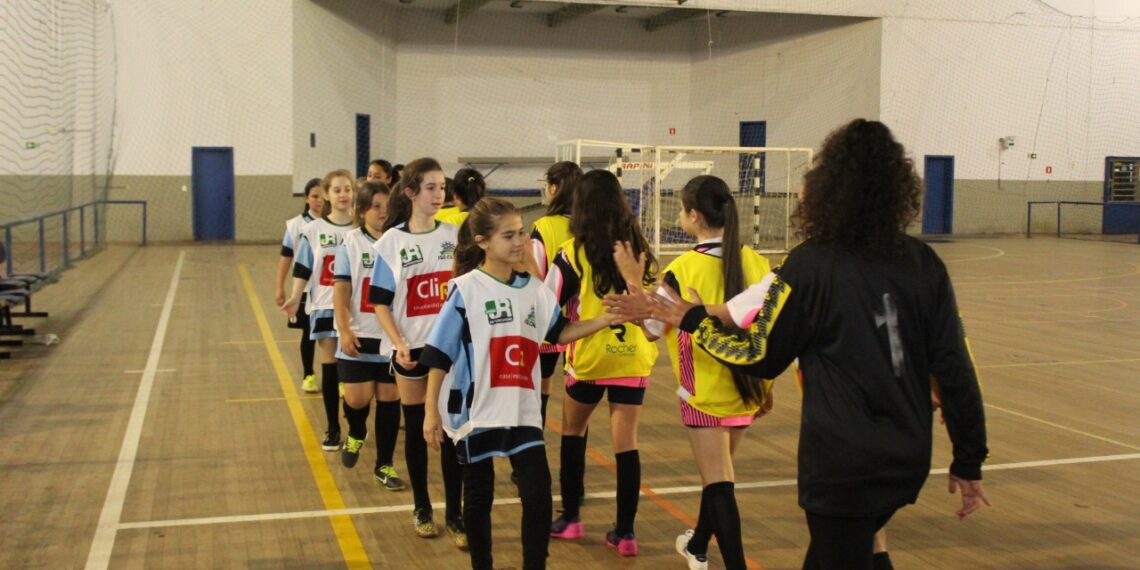 Clip e Sicoob MaxiCrédito são patrocinadores masters da Copa Repercussão na Escola de Futsal
