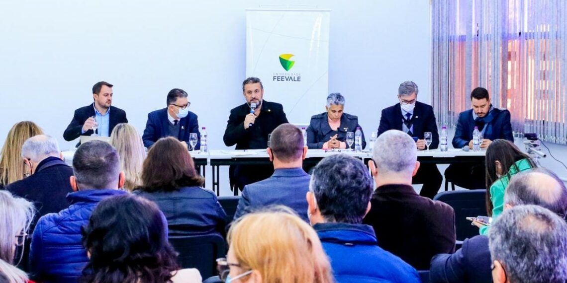 Comissão quer reunião com governo para tratar de repasse constitucional para universidades comunitárias