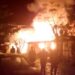 Bombeiros combatem incêndio na madrugada em Sapiranga
