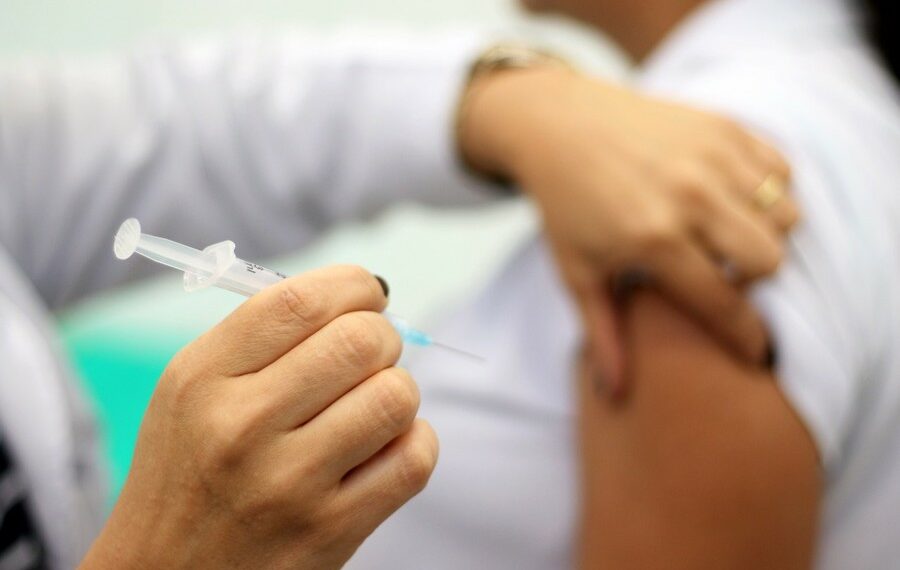 Inicia nesta sexta-feira a vacinação de reforço contra a Covid-19 em adolescentes de 12 a 17 anos em Sapiranga