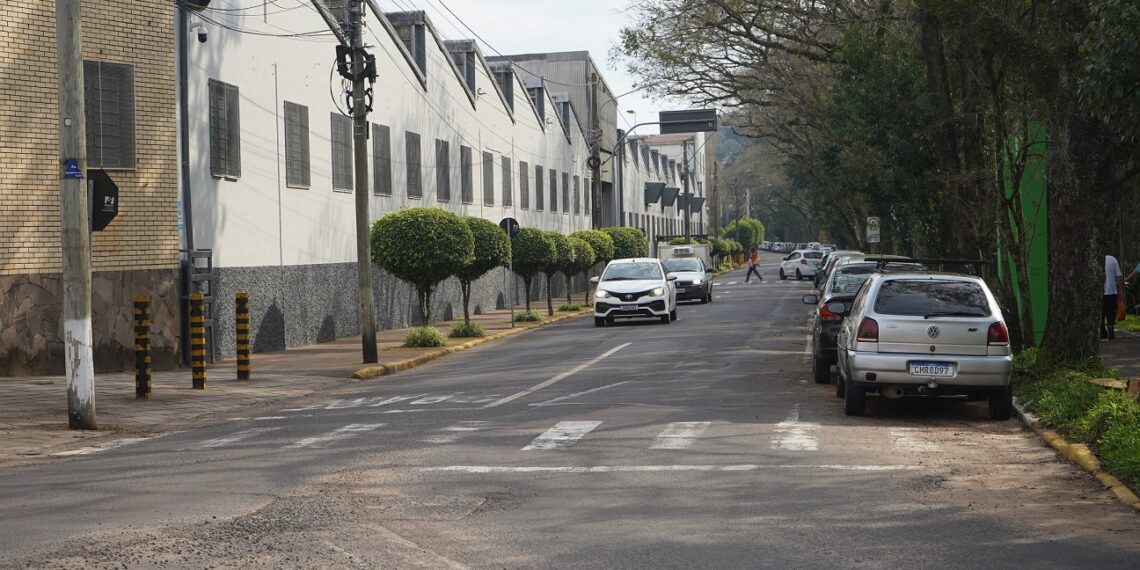Mudanças no trânsito da Av. dos Estados entre a Brasil e a Rua dos Andradas