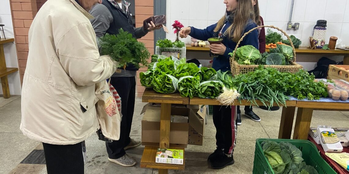 Feira de Produtos Orgânicos de Sapiranga celebra quatro anos de funcionamento