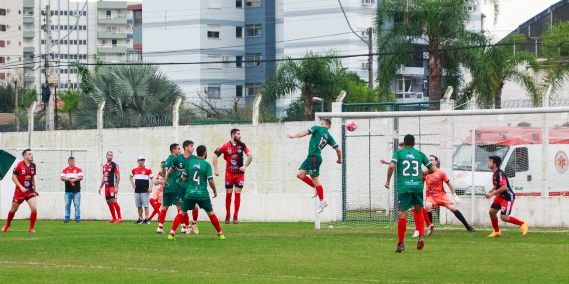 Últimos finalistas do Municipal de Futebol de Campo Bom são conhecidos domingo