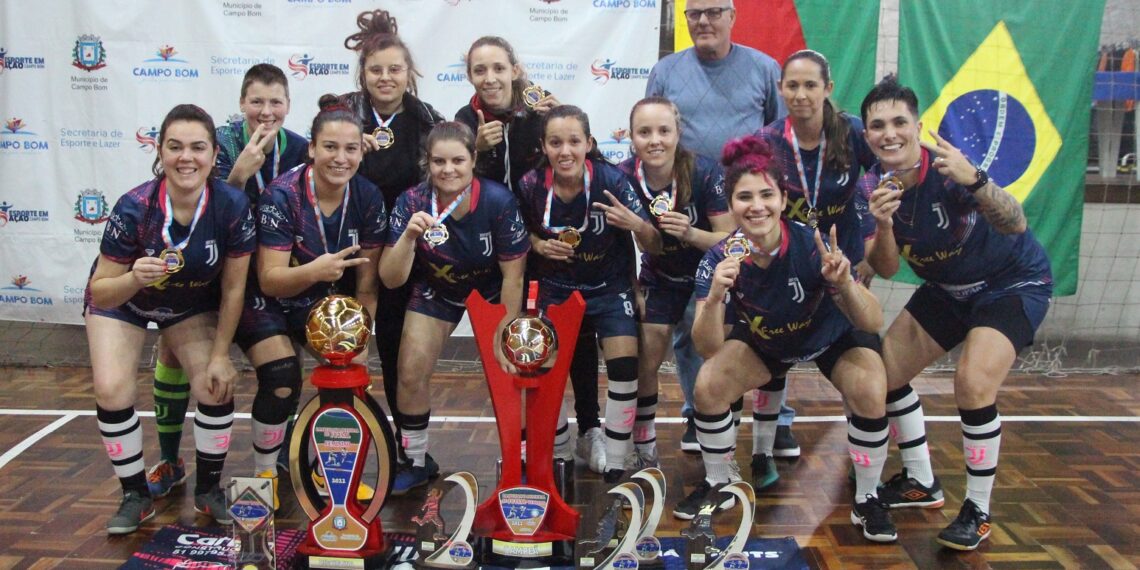 Juventus é campeão do Futsal Feminino de Campo Bom