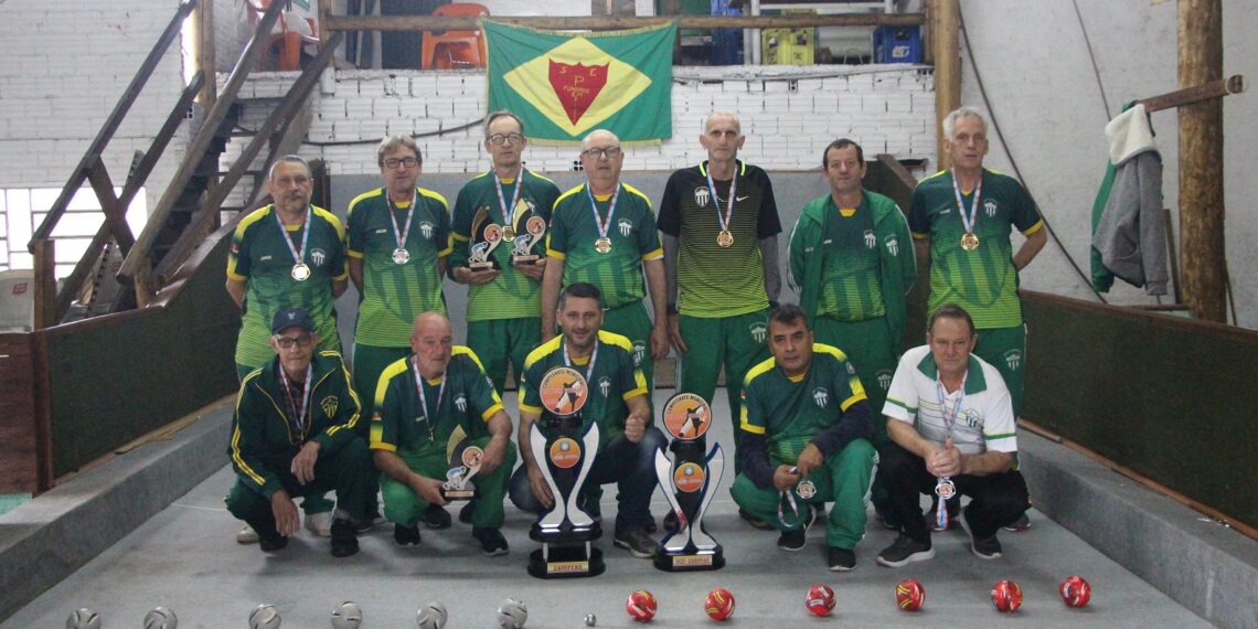 Equipe A da Sociedade Primavera é campeã do Municipal de Bocha Veterano de Campo Bom