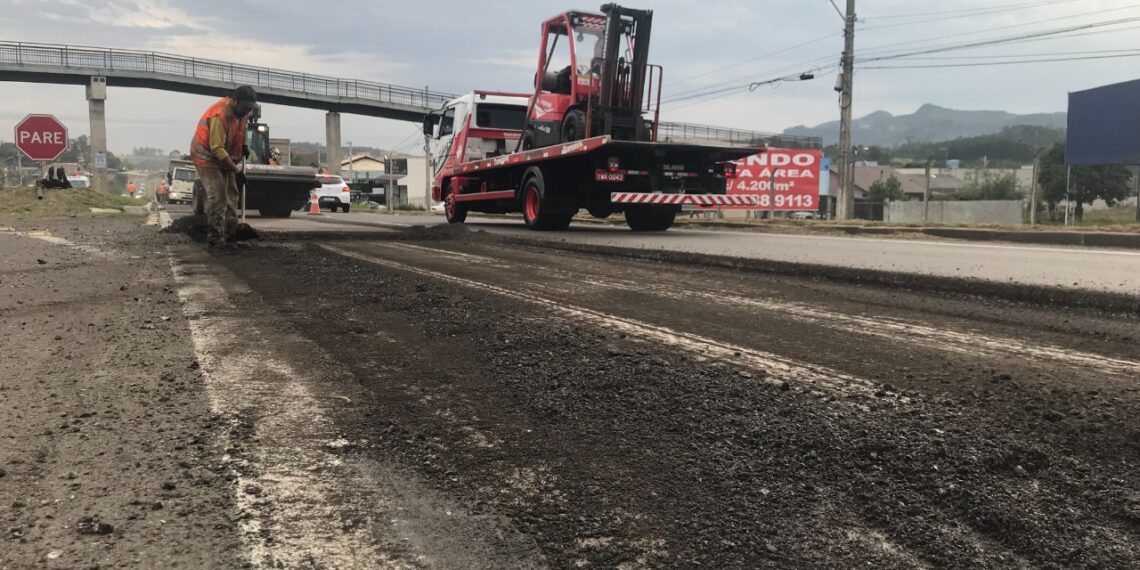 Atenção motoristas: trecho entre Campo Bom e Sapiranga na RS-239 com retenção de veículos
