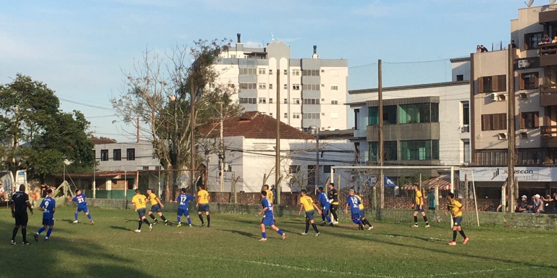 Domingo agitado nos gramados de Sapiranga