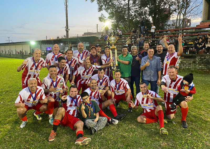 Tchê Gambá é o campeão do Cinquentão de Futebol de Sapiranga