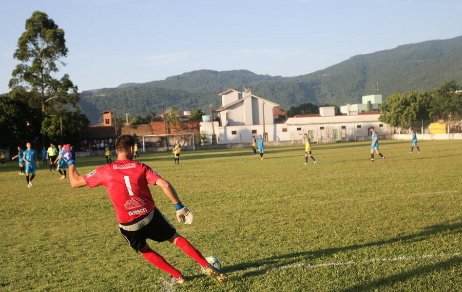 Sapiranga recebe finais de campeonatos de futebol nos próximos finais de semana