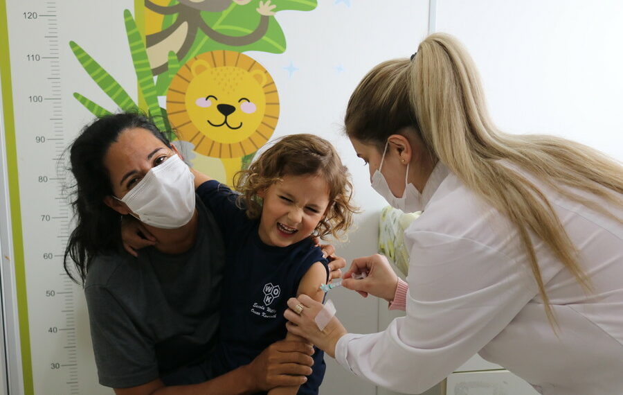 Inicia nesta sexta-feira a vacinação contra Covid-19 em crianças de 3 e 4 anos de idade em Sapiranga