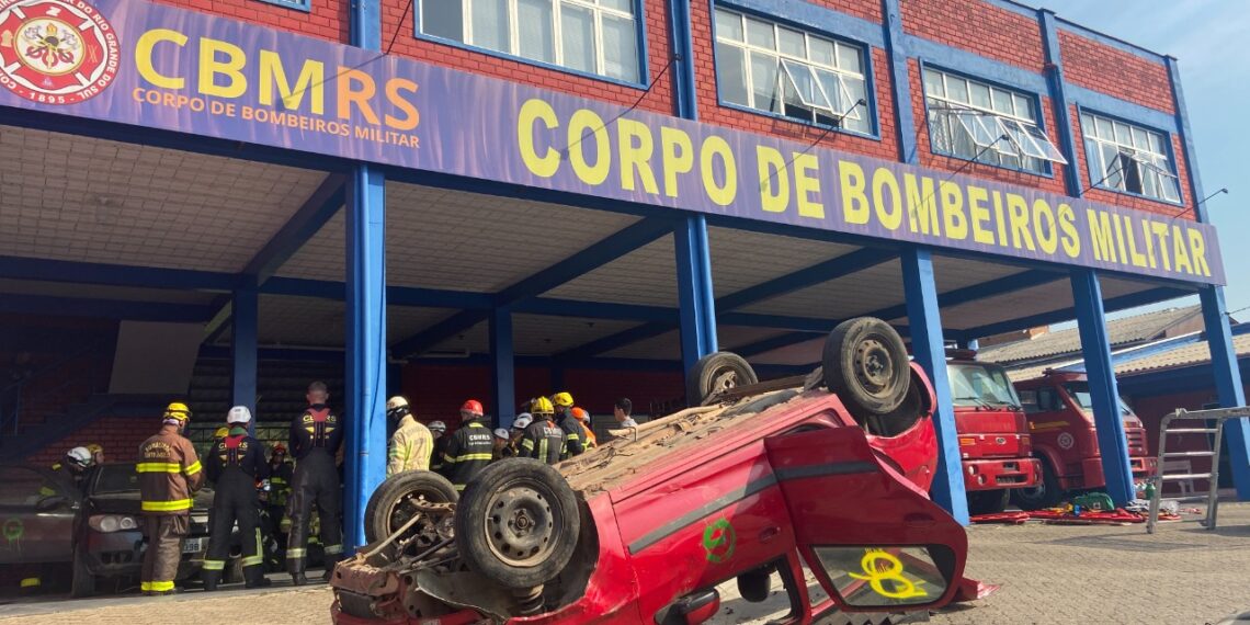 Bombeiros de Sapiranga sediam curso de salvamento veicular