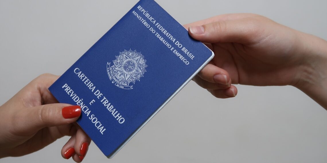 Confira as vagas de emprego disponíveis em Igrejinha e Campo Bom