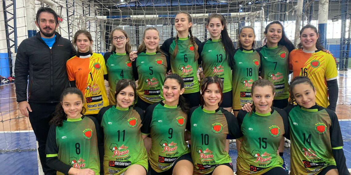 Equipe sapiranguense de handebol conquista classificação invicta