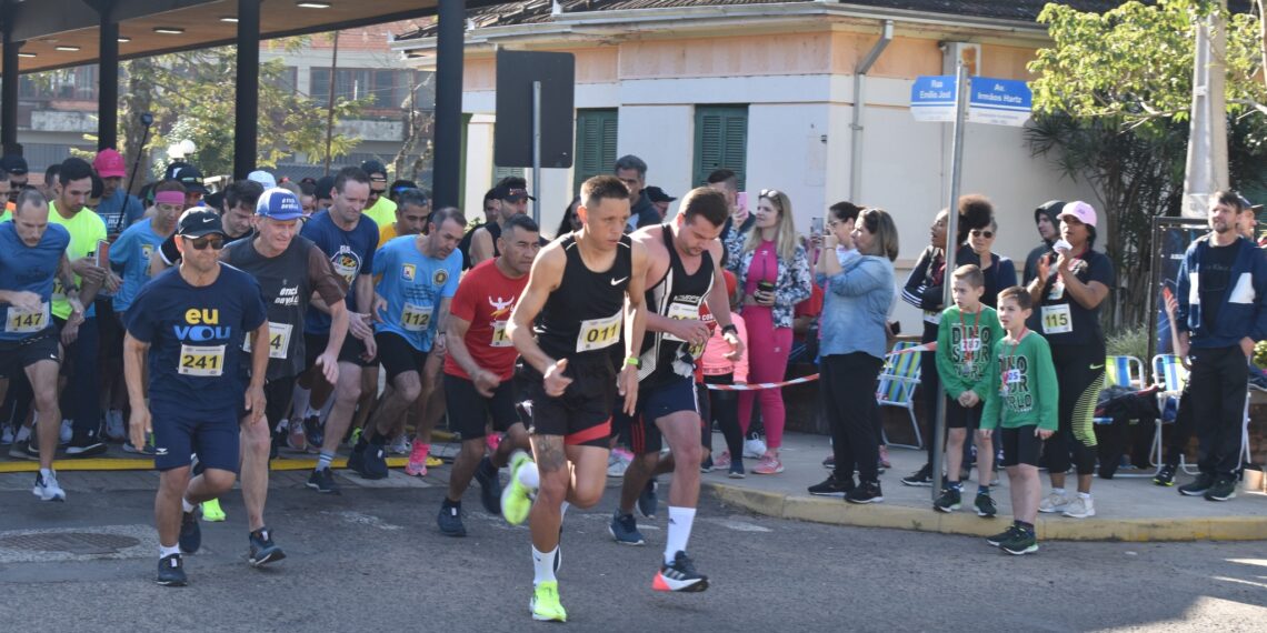 Evento de atletismo reúne cerca de 250 pessoas em Nova Hartz