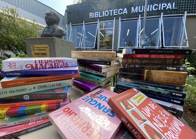 Prefeitura de Sapiranga adquire novos livros para o acervo da Biblioteca Municipal