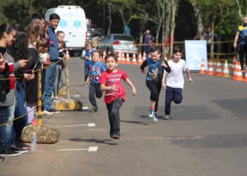 Corrida Kids no Domingo no Parcão de Campo Bom teve mais de 250 competidores