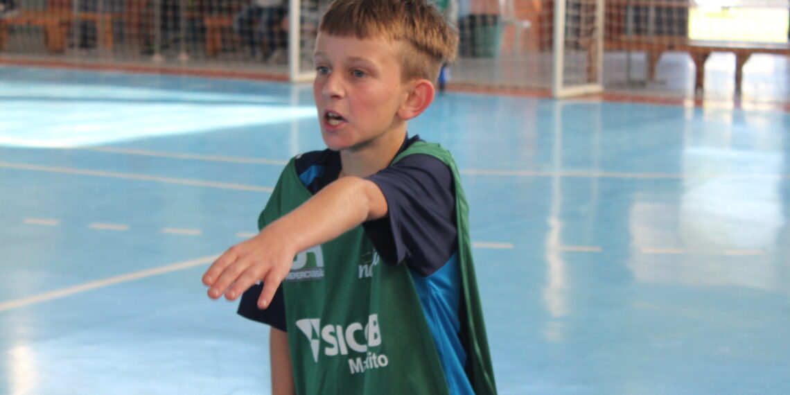 Copa Repercussão na Escola de Futsal Clip/Sicoob MaxiCrédito inicia a todo vapor em Nova Hartz